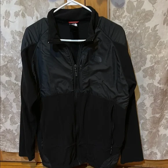 The North Face Black Performance Fleece Jacket - Picture 1 of 5